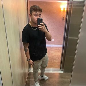 Meet your Posher, Joel